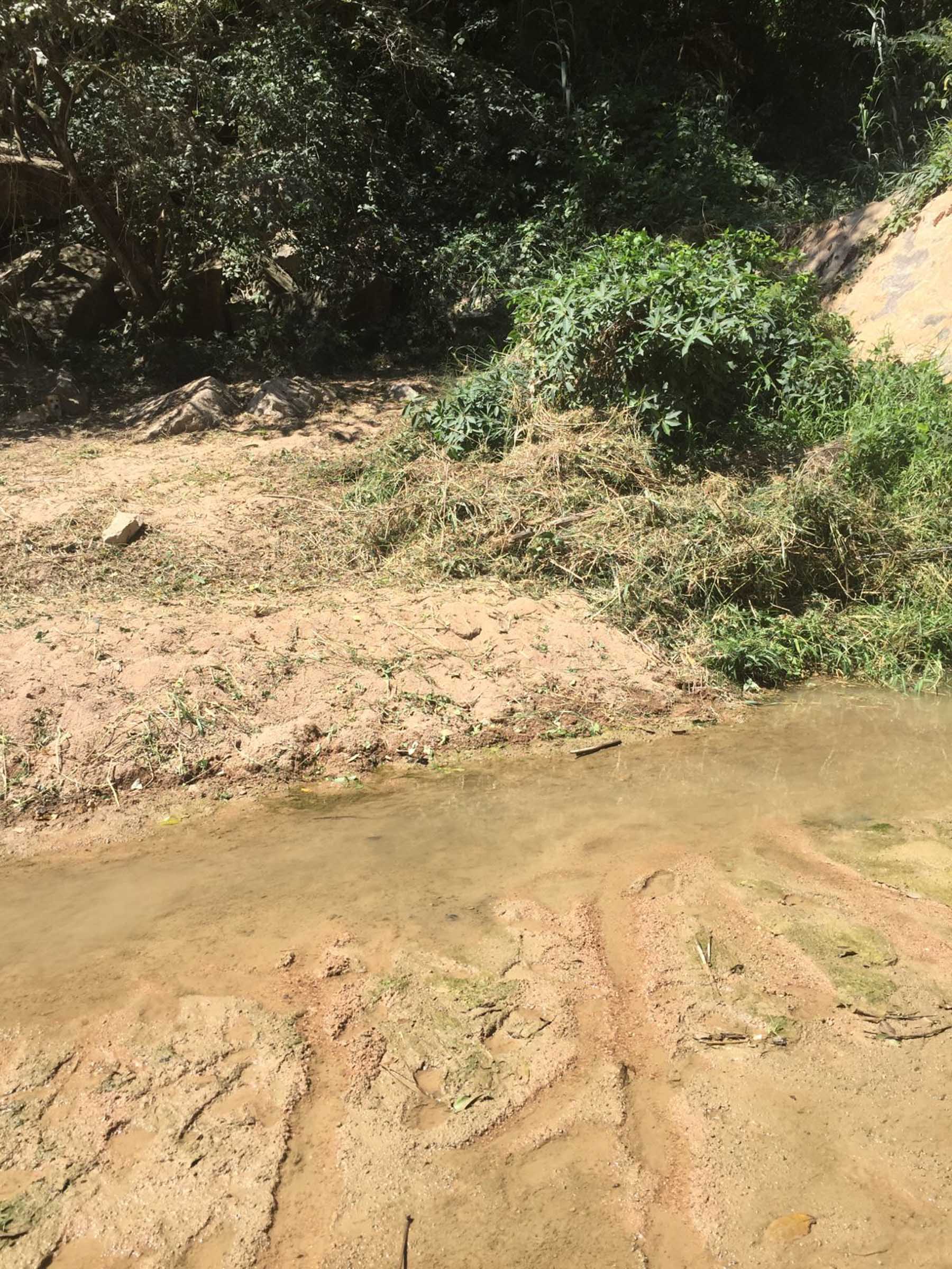 nahua expeditions conservation stills trash cleanup-755